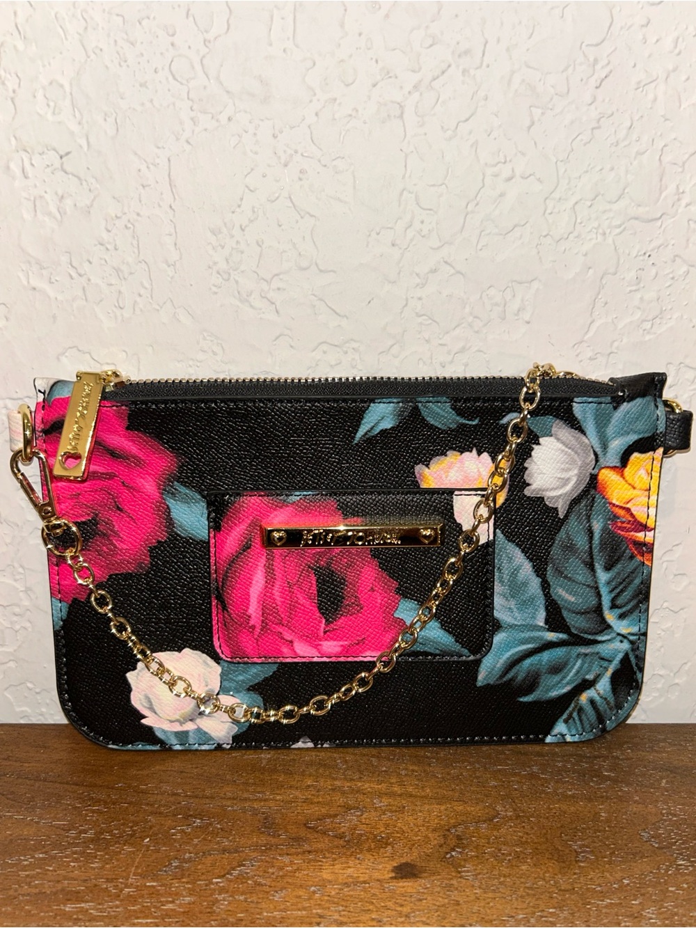 Betsey Johnson Floral Print Zipper Closure Clutch Purse Bag